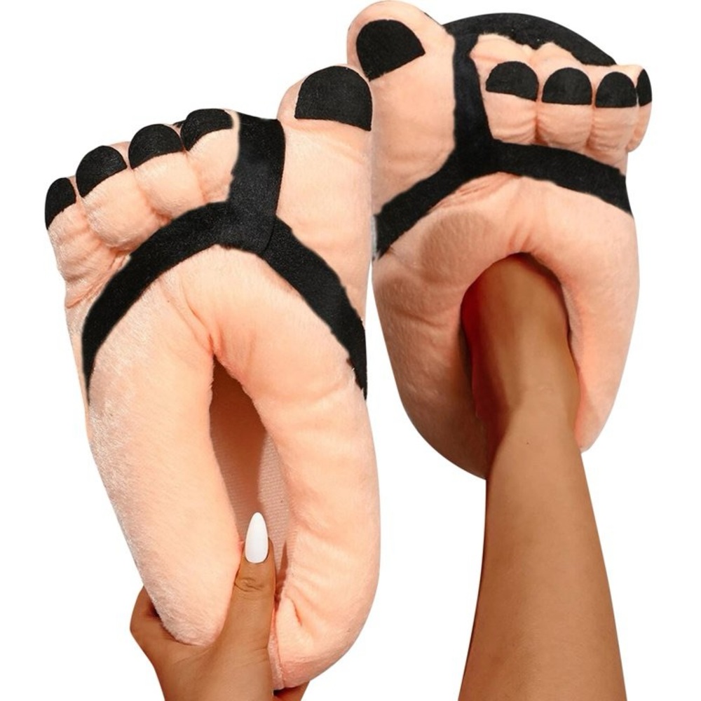 NWT Novelty slippers
